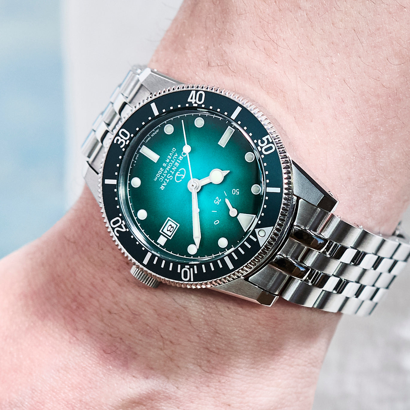 RE-AU0602E
